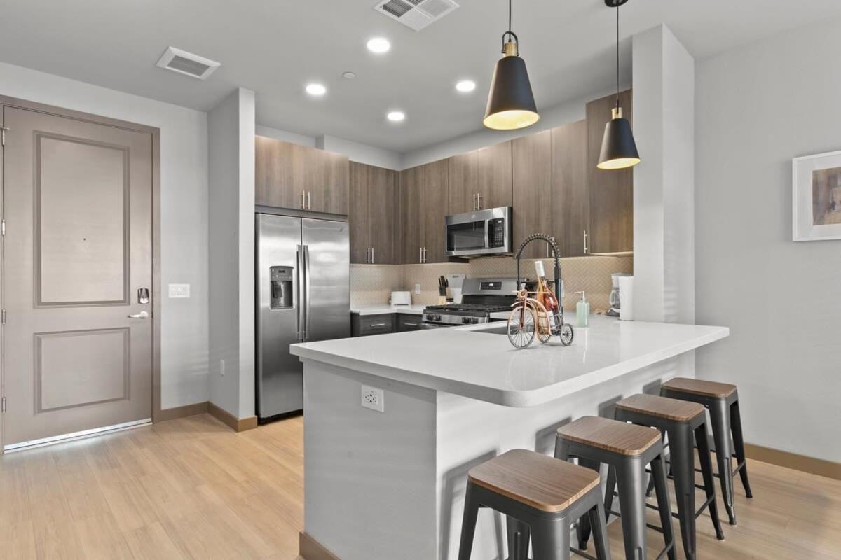 Cozysuites Phx Roro Gym, Pool, Pets, Parking! #5 Apartamento