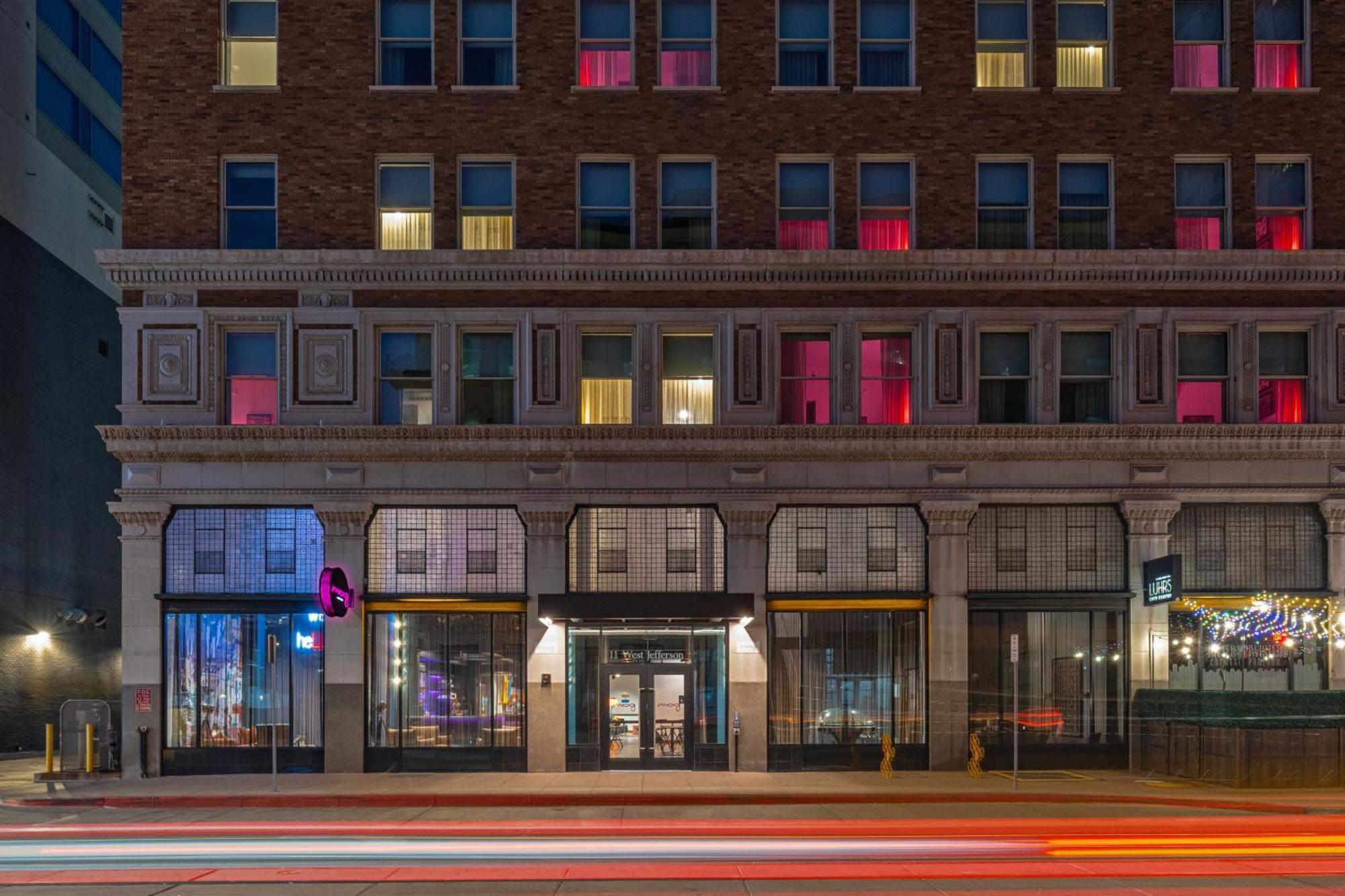 Moxy Downtown Hotel