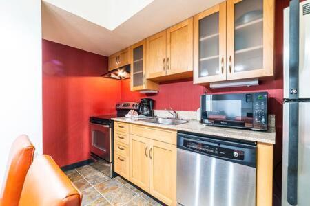 Apartamento Metro Phx 1bd Interior Corridor *