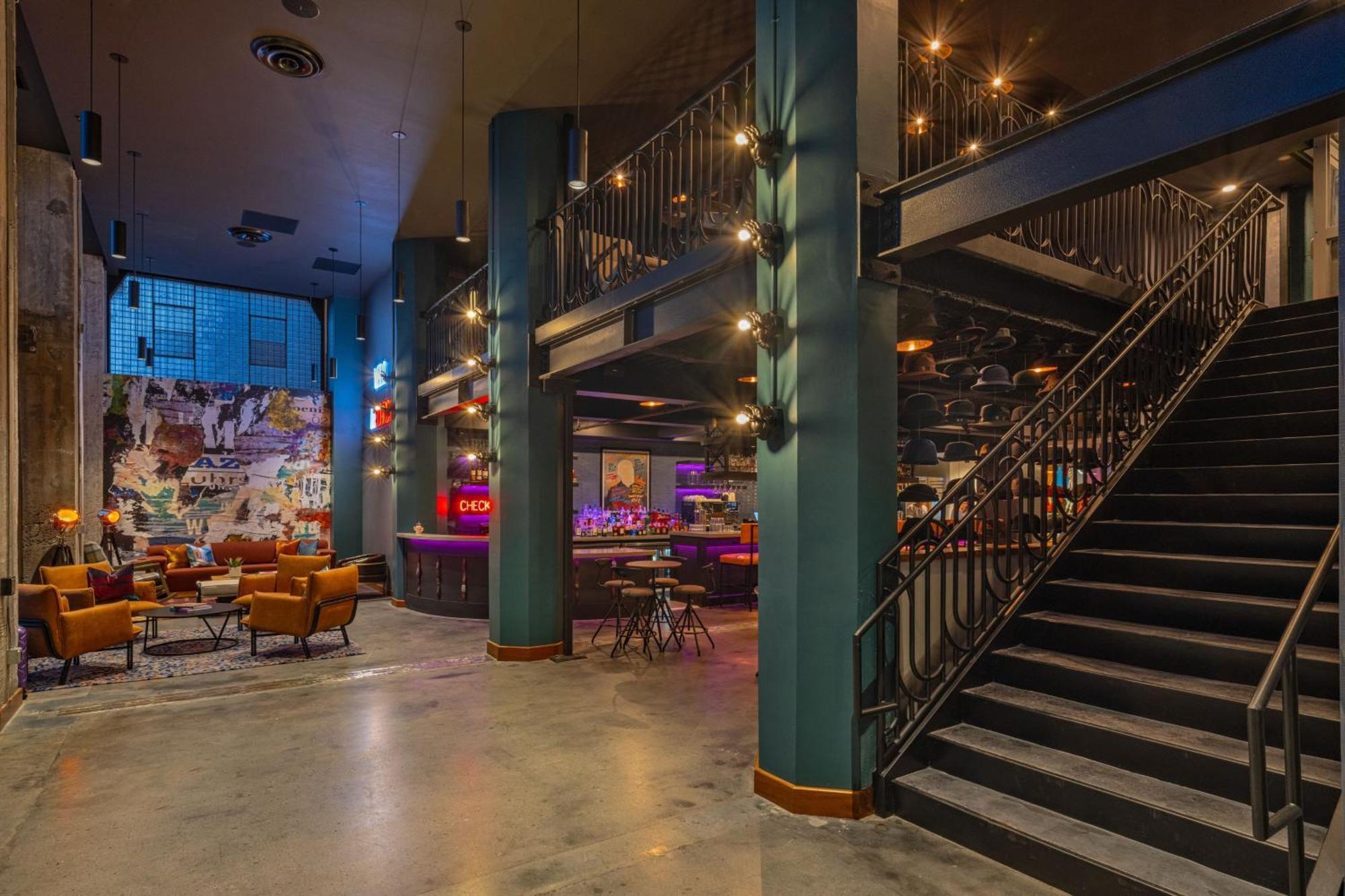 Moxy Downtown Hotel