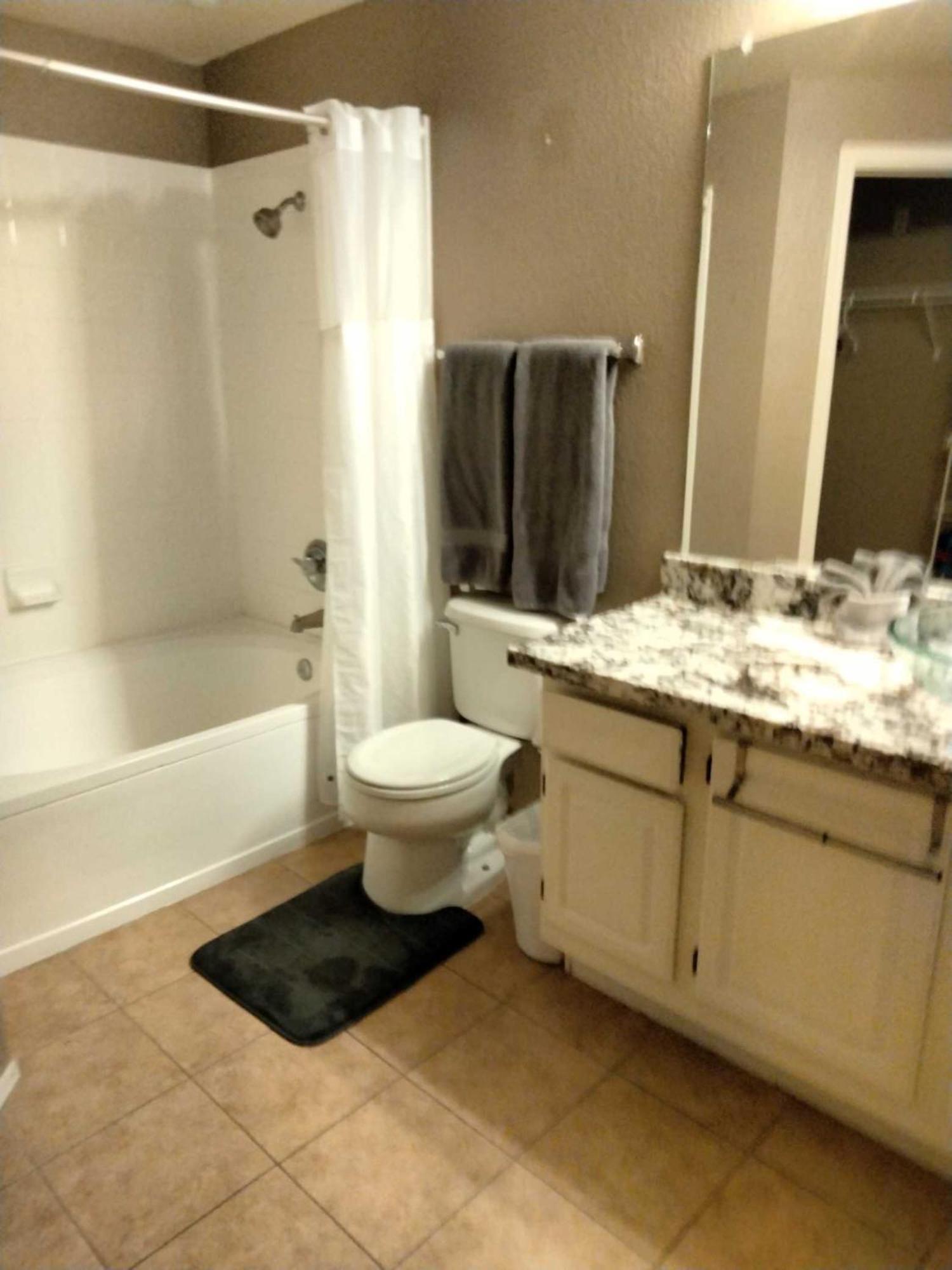Cozy In Gated Community With Pool By Phx Airport, Tempe, And Old Town Apartment Phoenix