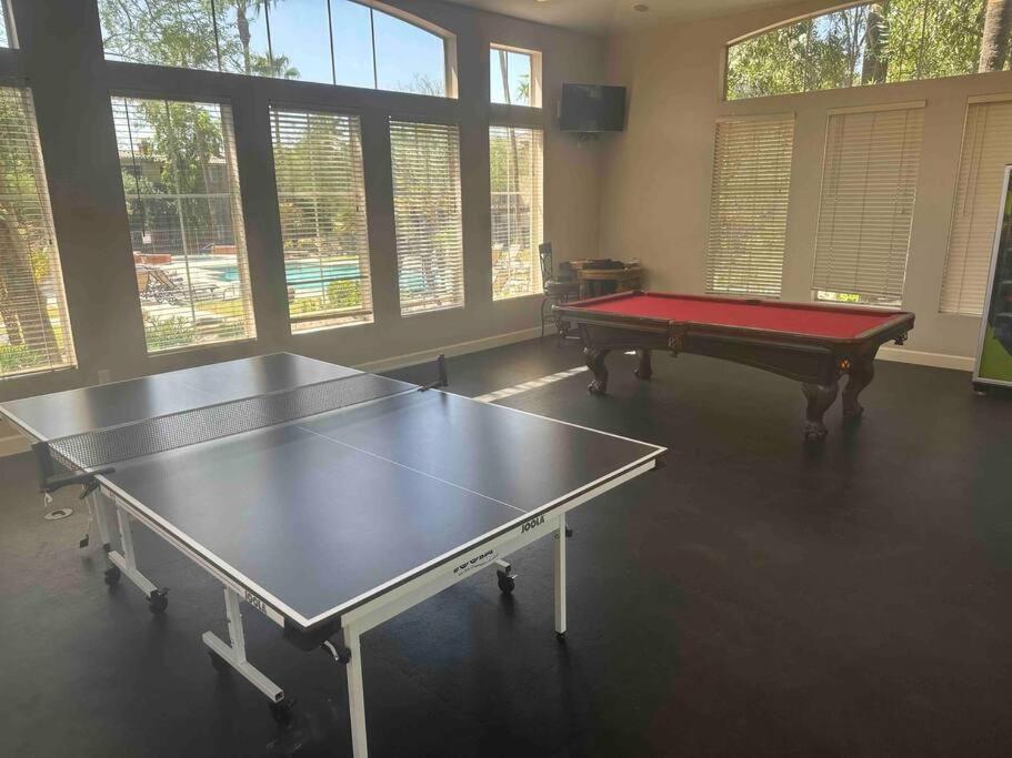 Cozy In Gated Community With Pool By Phx Airport, Tempe, And Old Town