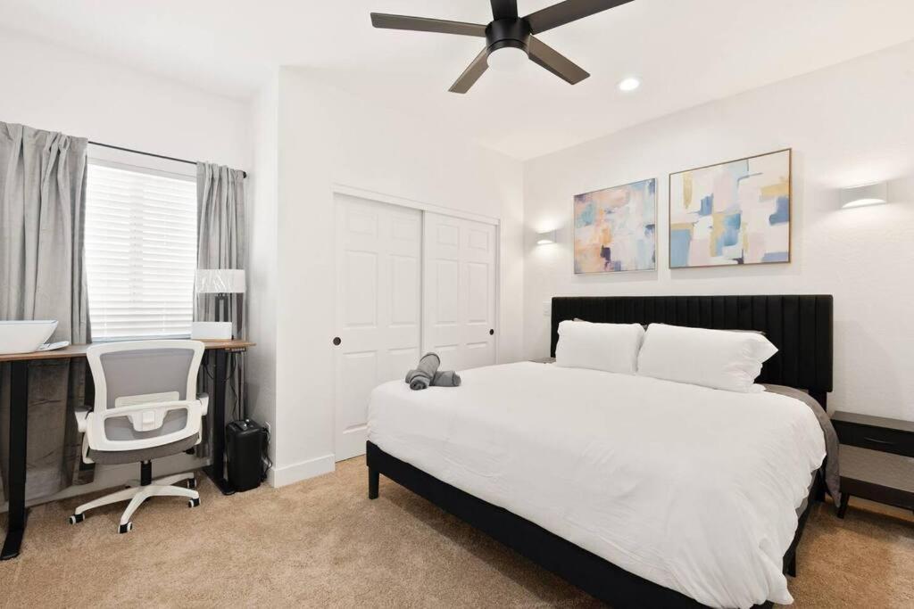 3.8 Miles From Downtown #c Apartamento