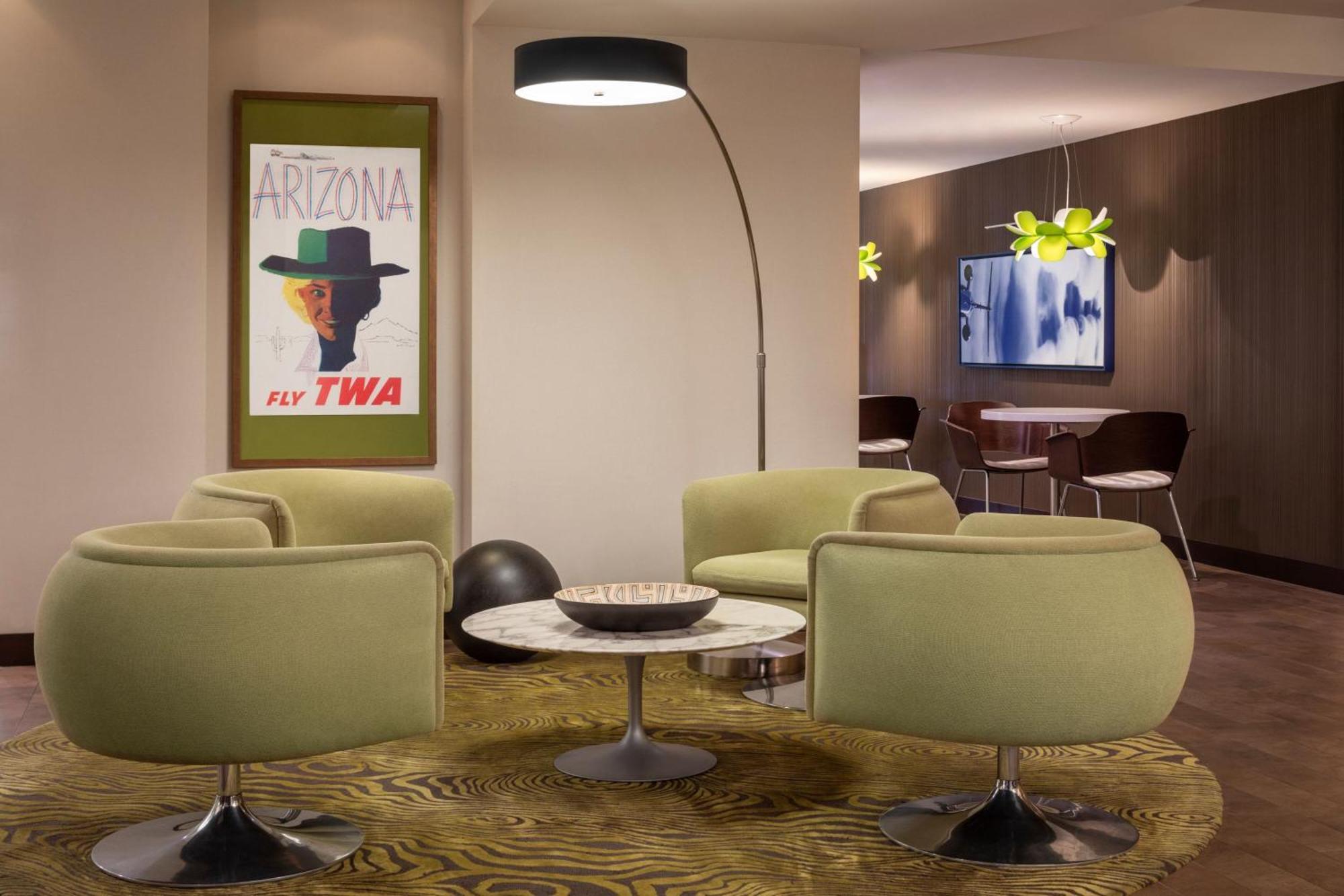 Hotel Renaissance Downtown Phoenix