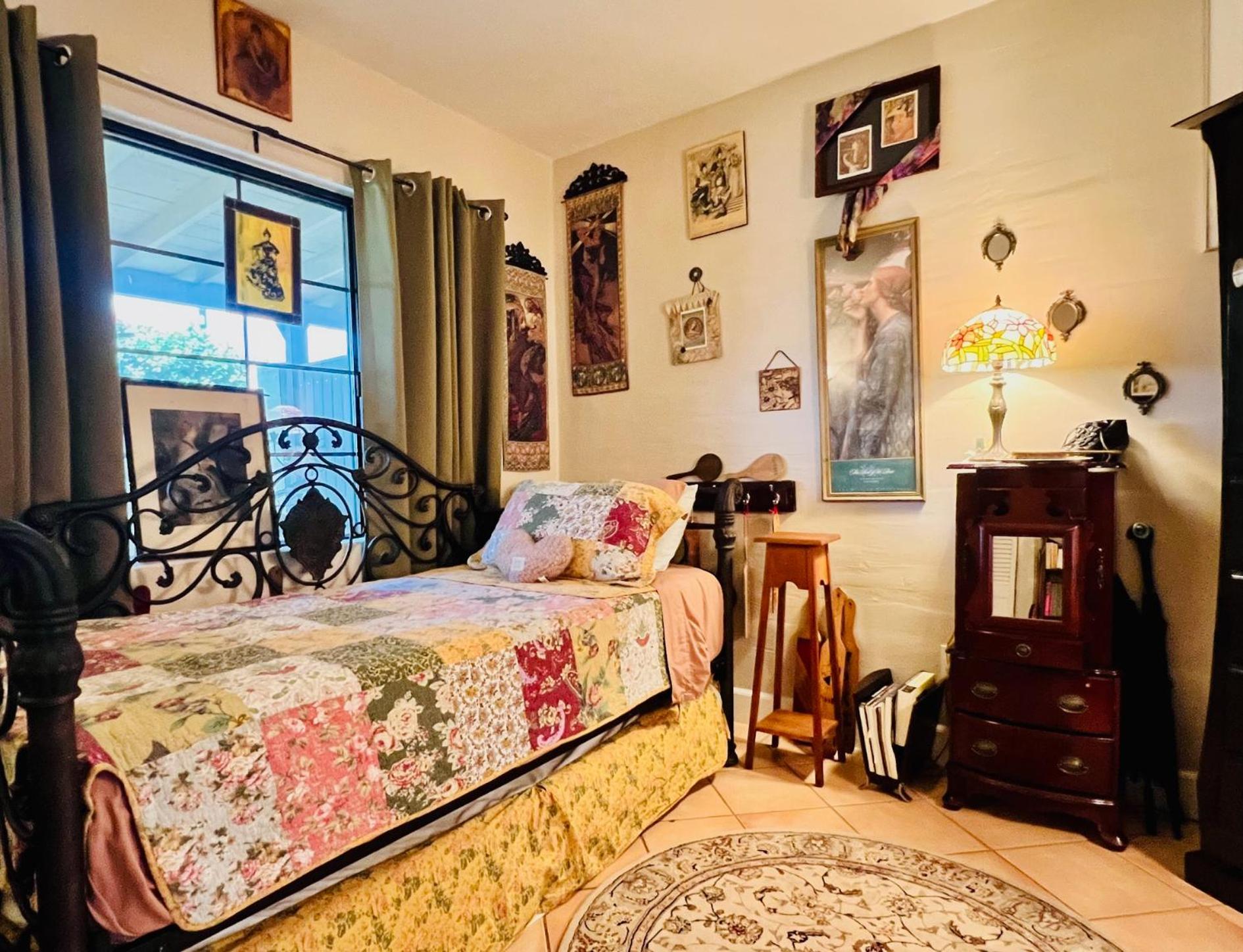 Love hotel The Disciplinarium At Ironwood Terrace Phoenix