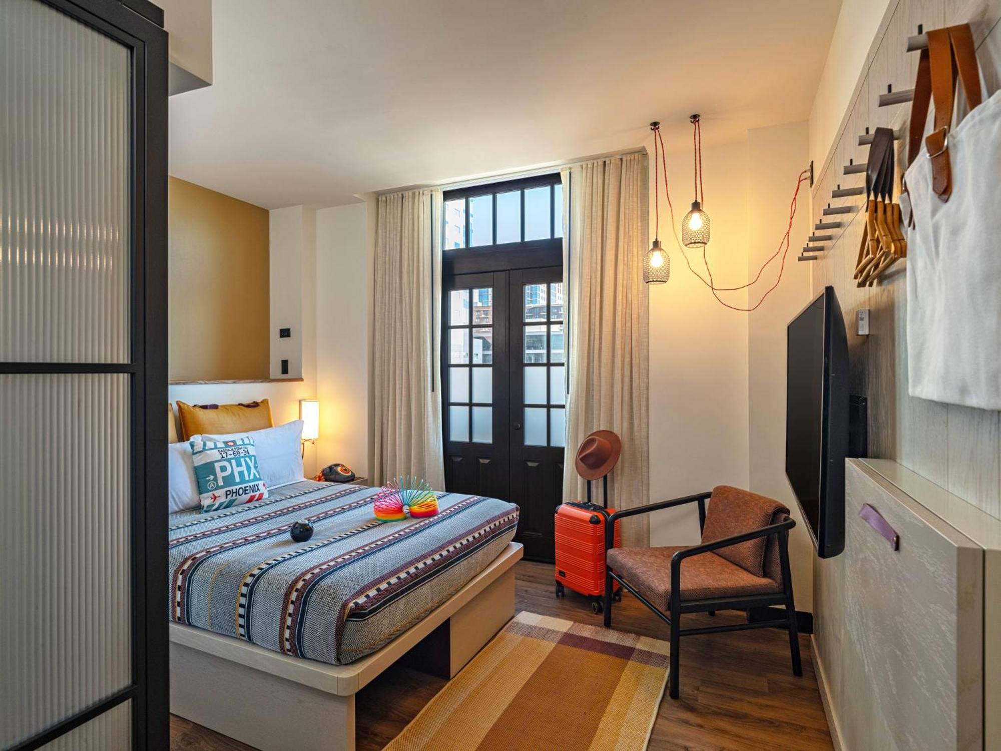 Hotel Moxy Downtown Phoenix