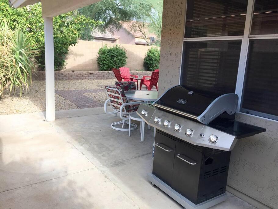 Quiet Desert Getaway With Ping-pong, Bbq, Citrus