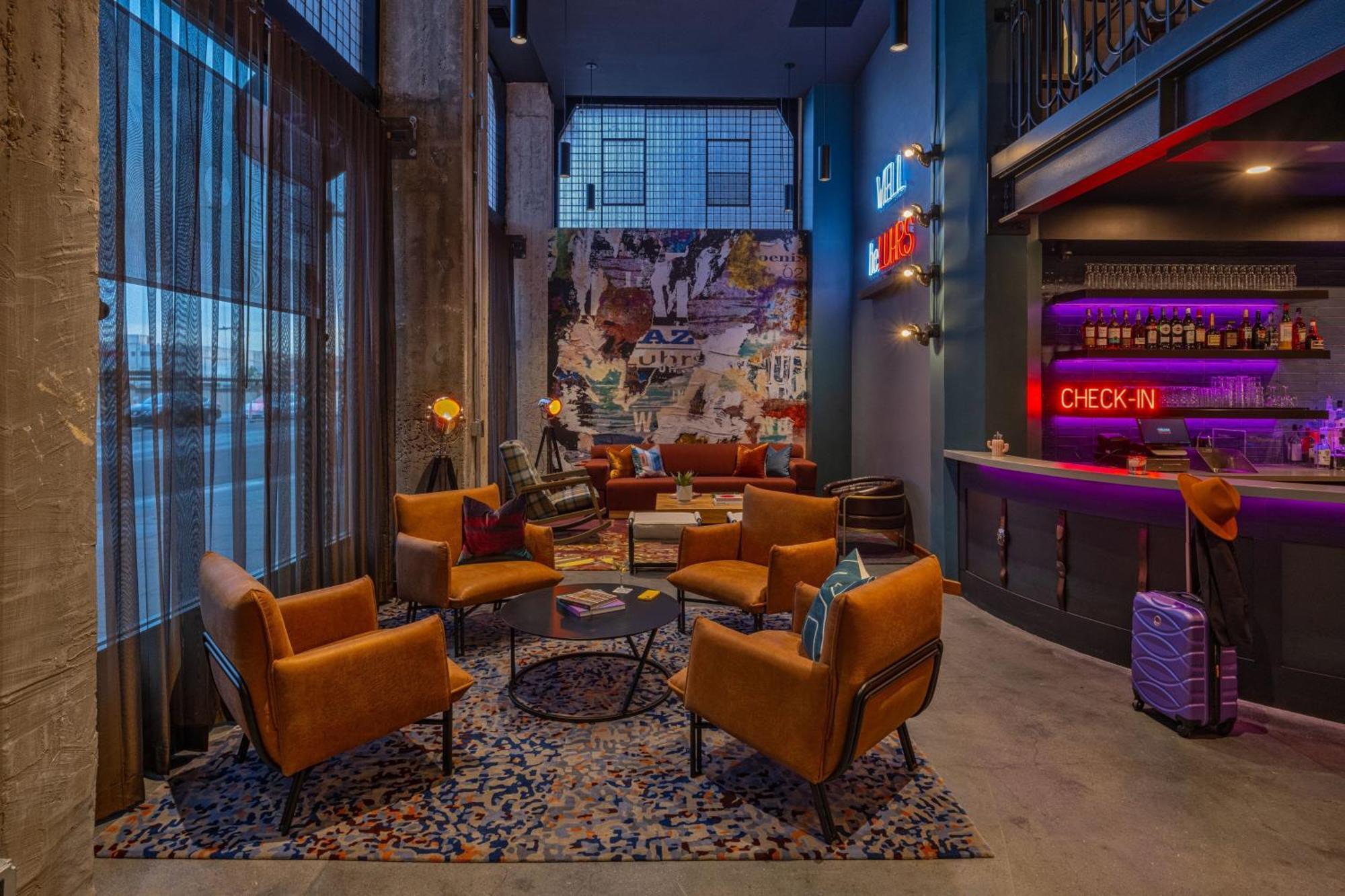 Moxy Downtown Hotel Phoenix