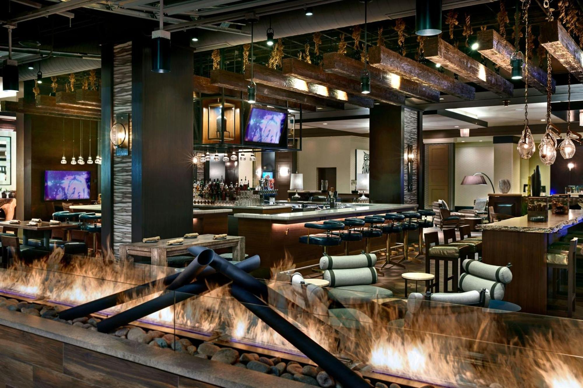 Renaissance Downtown
