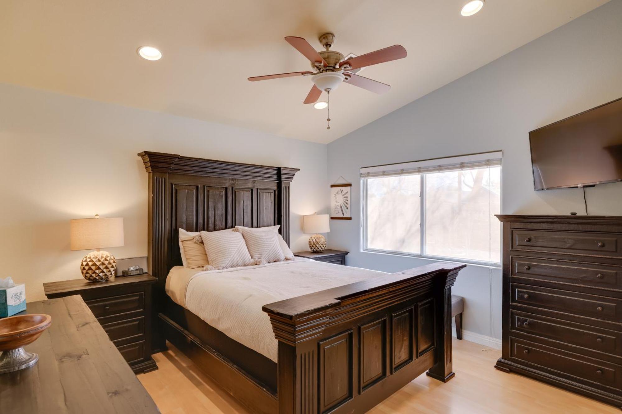 Family-friendly Glendale With Private Yard Holiday home Phoenix