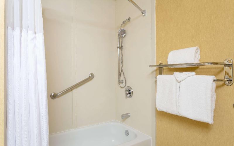Midtown Garden 3*