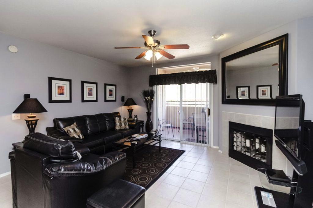 Private Corner Of -- ½ Mile Walk To Nature Trails At N. Mtn. Preserve! Casa de férias *