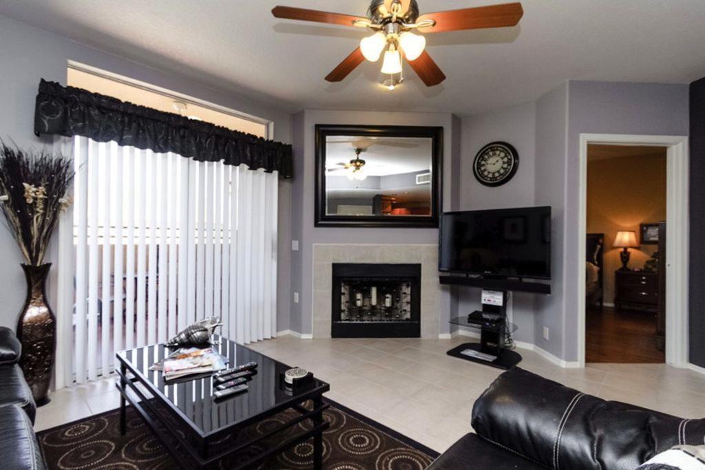 Casa de férias Private Corner Of -- ½ Mile Walk To Nature Trails At N. Mtn. Preserve!