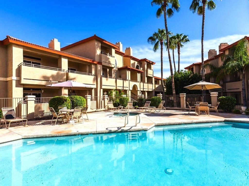Private Corner Of -- ½ Mile Walk To Nature Trails At N. Mtn. Preserve! Casa de férias Phoenix