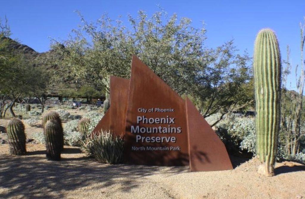 Private Corner Of -- ½ Mile Walk To Nature Trails At N. Mtn. Preserve! Casa de férias Phoenix