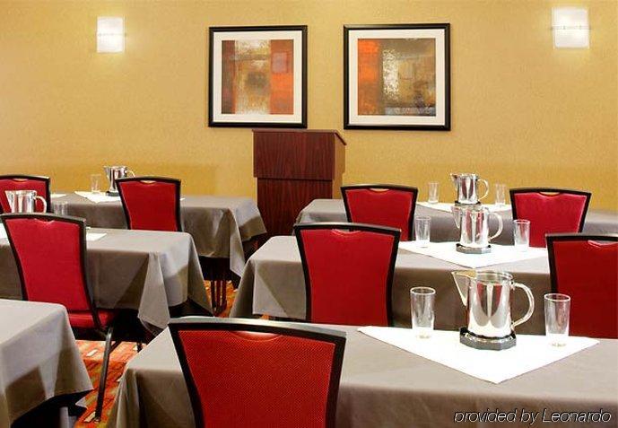 Courtyard By Marriott Airport Phoenix