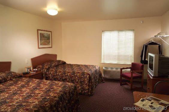 Extended America Select - - West Hotel 2*