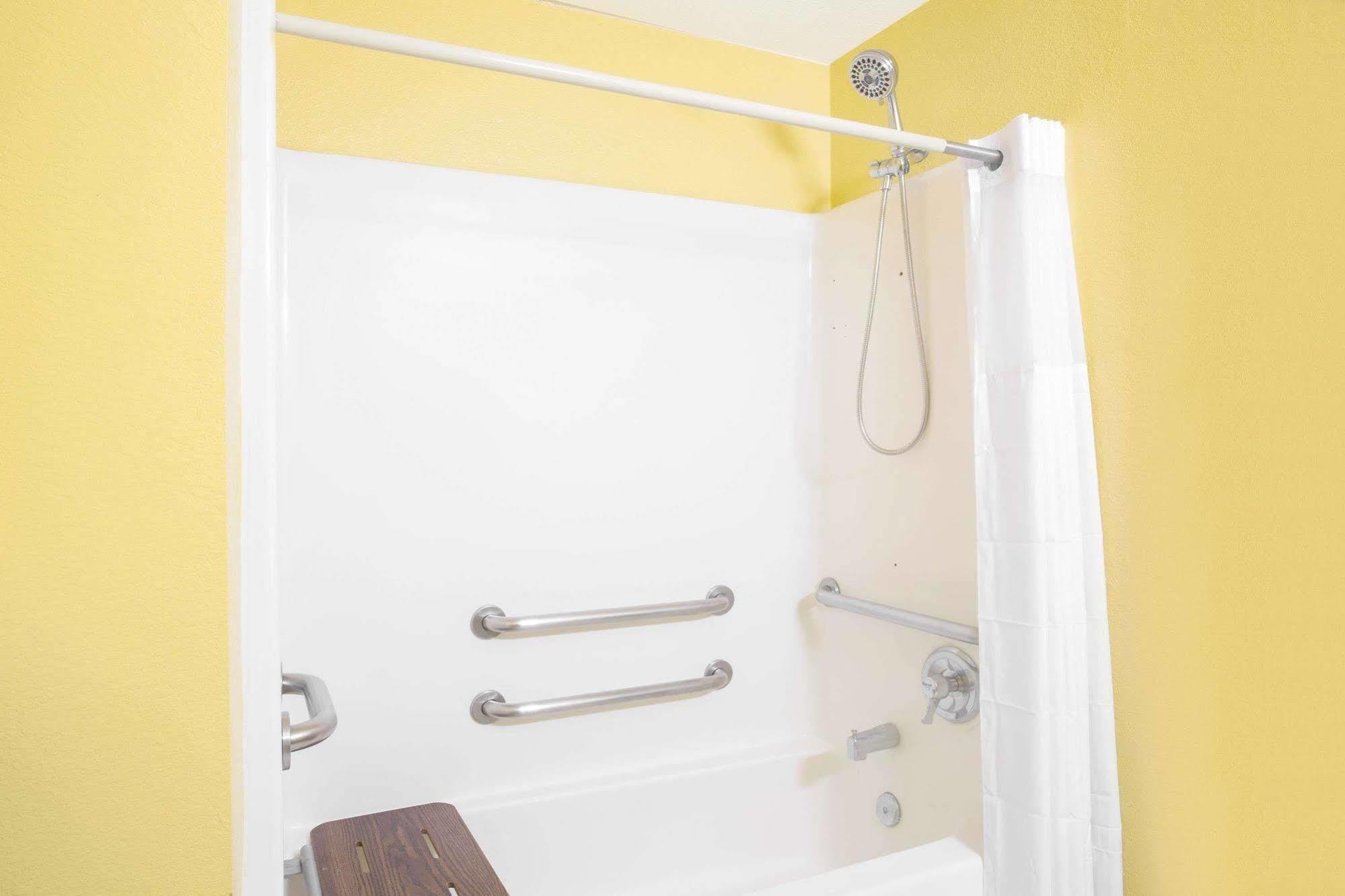 Hotel Days By Wyndham North Phoenix