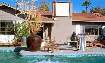 Zenyard Guest house