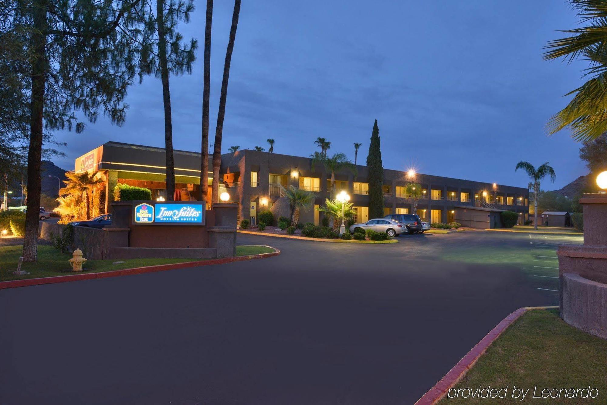Western Innsuites &