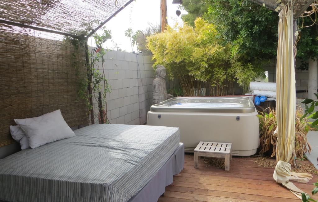Zenyard Guest house Phoenix