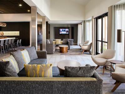 Courtyard By Marriott Airport Hotel Phoenix