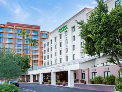 Midtown Garden 3*