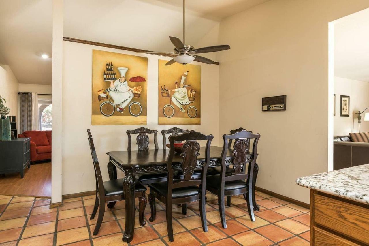 Bell - Living - Pool - Location - Events *