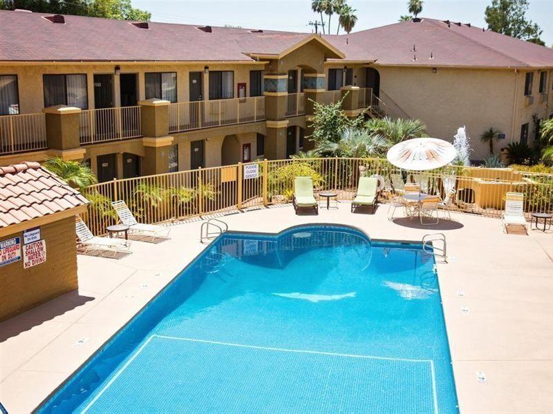 Suburban Extended Scottsdale West Phoenix