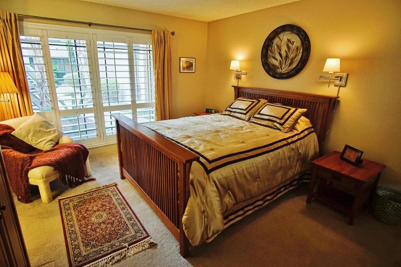 Apartamento Abode With Pool Access Walk To Fashion Park